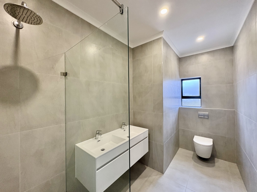 4 Bedroom Property for Sale in Sandown Western Cape